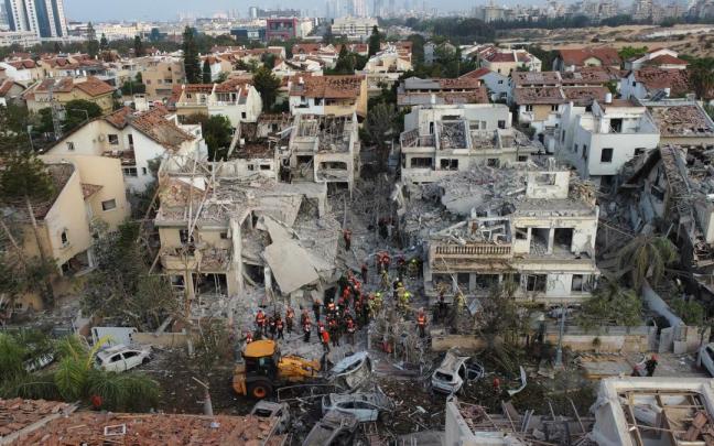 Irán bombardea Israel con un centenar de misiles / NTM / EFE Irán bombardea Israel con un centenar de misiles