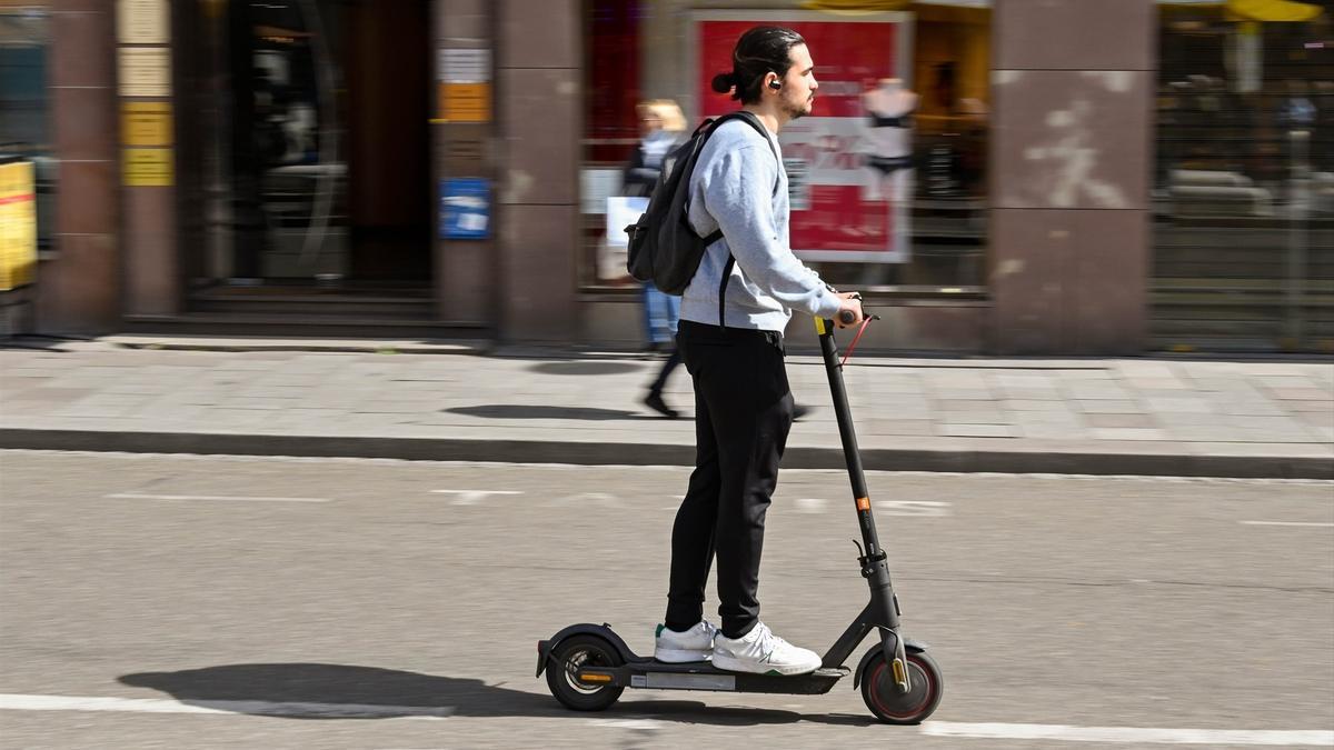 Claves de la nueva normativa para patinetes eléctricos y vehículos de  movilidad personal