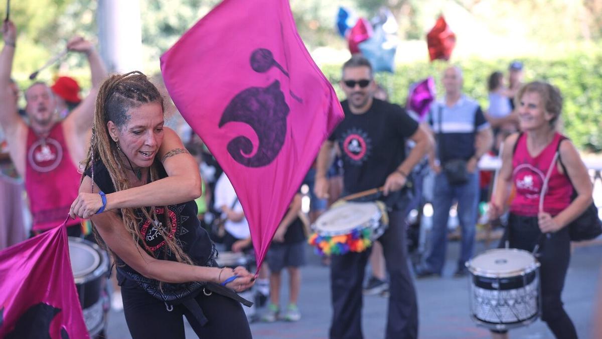 [FOTOS] Fiesta solidaria en Berriozar en apoyo a los niños con cáncer