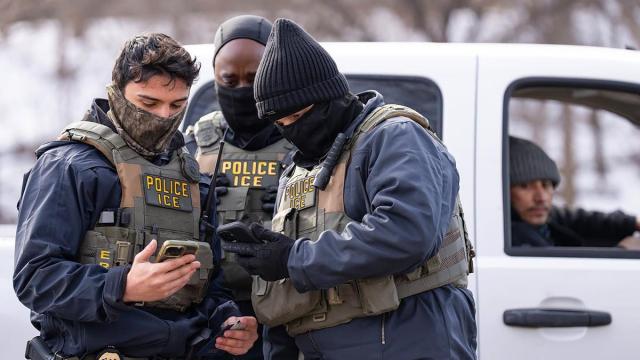 Imagen de archivo de agentes del ICE.