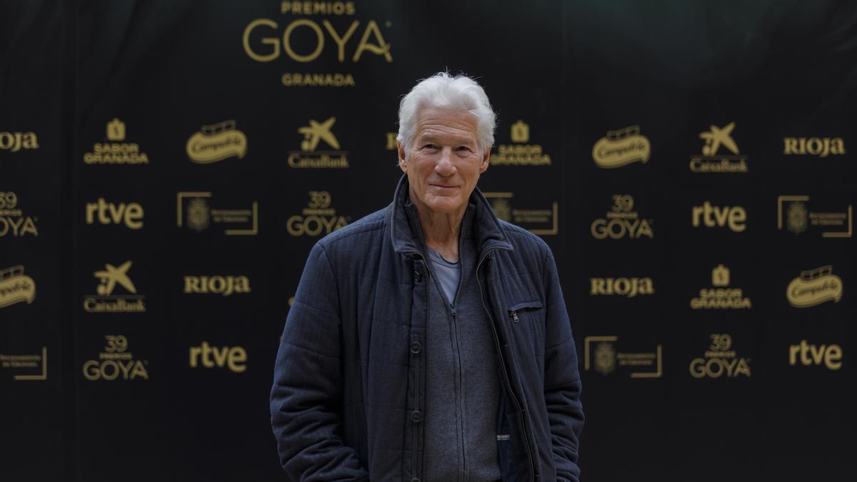 El actor Richard Gere durante la rueda de prensa en el Palacio de Carlos V de la Alhambra.