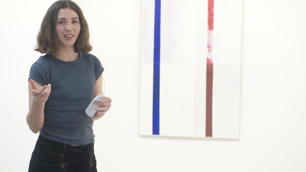 Irune Aramendi, durante la presentación de su proyecto creativo 'Zuri lila hori'