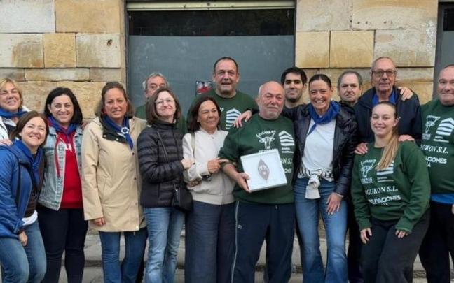Homenaje a 'Peke' por su trayectoria en las Zezenak dira de Durango