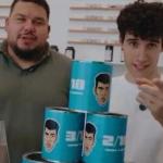 Los creadores del reto en su video de explicación