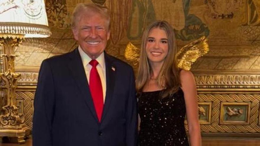 Kai Trump, junto a su abuelo.