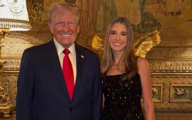 Kai Trump, junto a su abuelo.