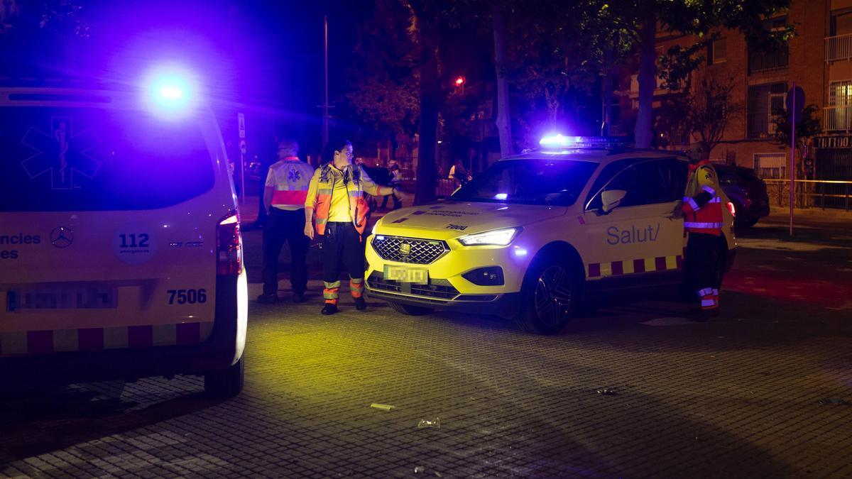 Vehículos de los servicios sanitarios en el lugar de los hechos