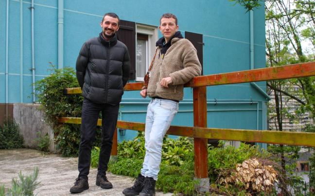 Borja Anton y Pello Armendariz, guitarrista y cantante de Marte Lasarte.