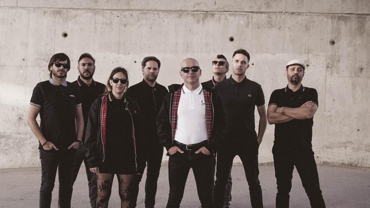 JSK y su troupe, un proyecto musical con el ska como bandera.