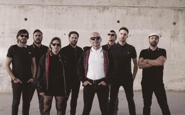 JSK y su troupe, un proyecto musical con el ska como bandera.