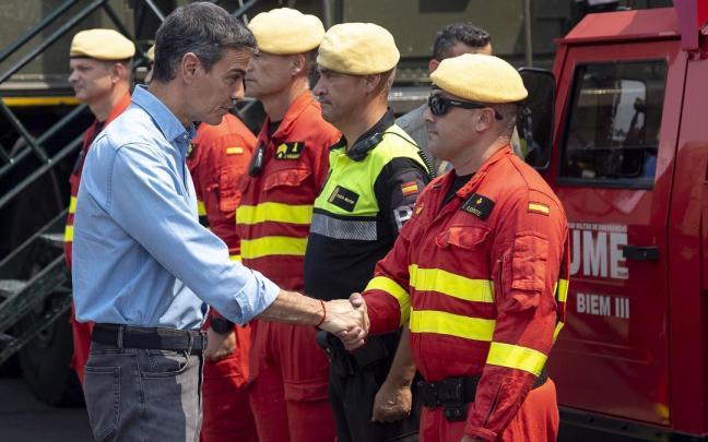 Pedro Sánchez visita el Puesto de Mando Avanzado en Vall d'Uixó (Comunidad Valenciana).