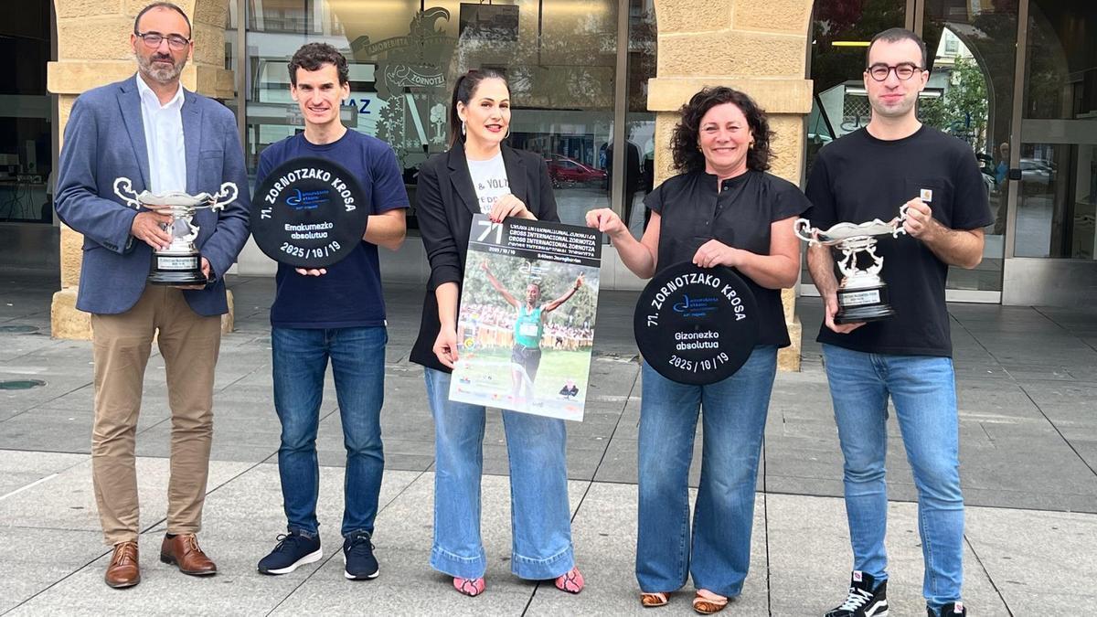 La presentación ha tenido lugar en el ayuntamiento de Amorebieta Etxano
