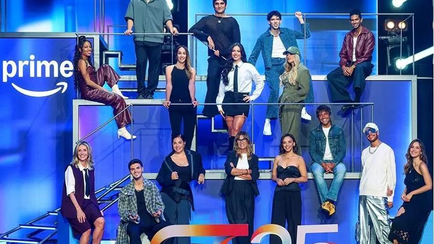 Imagen de familia de los profesores, jurado y presentadora de ‘Operación Triunfo 2025’