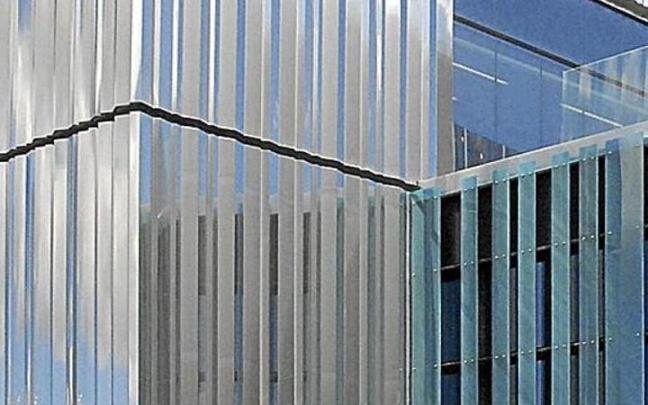 Fachada del centro CIC energiGUNE. | FOTO: NTM