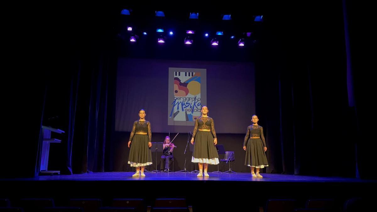 Un momento del acto que se celebró el viernes en Seminarixoa.