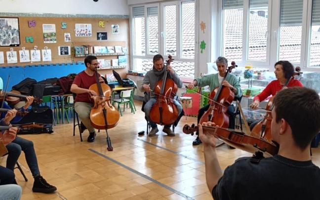 Los instrumentos de cuerda volverán a tener un lugar destacado en la Musika Astea de Soraluze