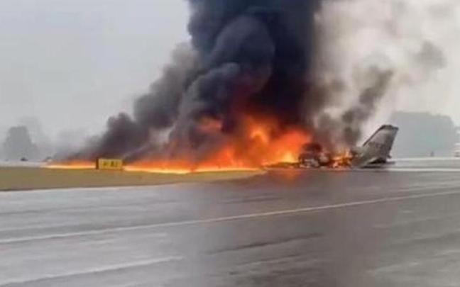 Imagen del accidente de avión en Carolina del Norte.