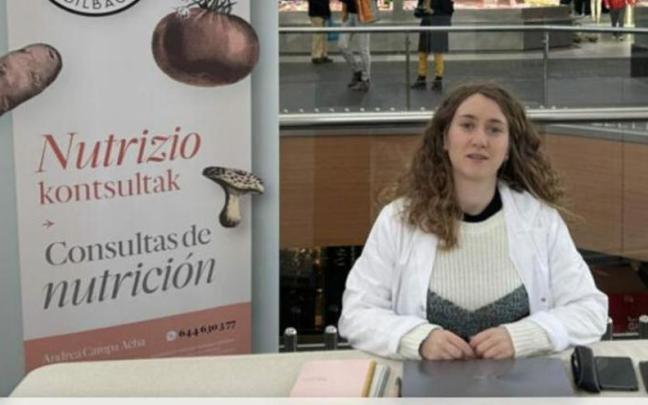 Andrea Campa, en el servicio de nutricionista gratuito que dirige en el Mercado de la Ribera de Bilbao.