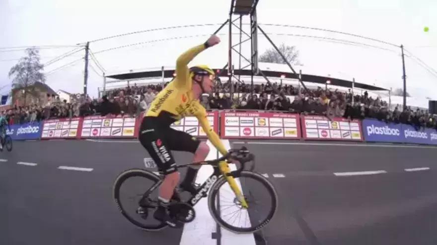 Brennan festeja la victoria.