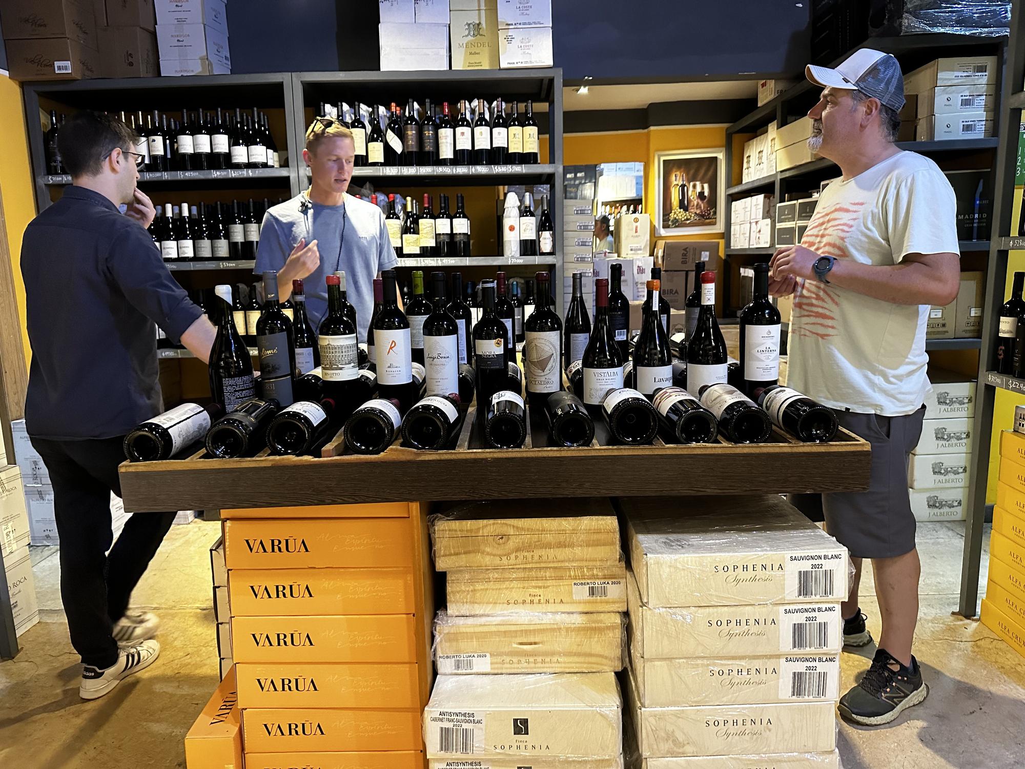 Ja!, la vinoteca de Joaquín Alberdi.