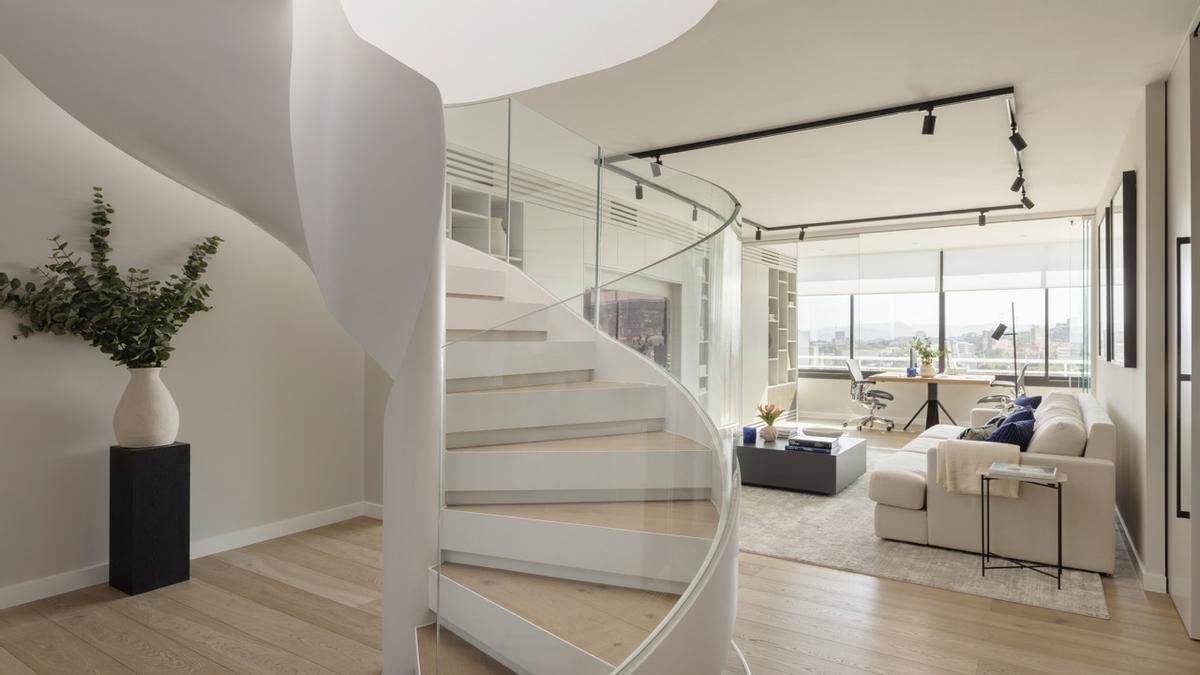 La escalera helecoidal.