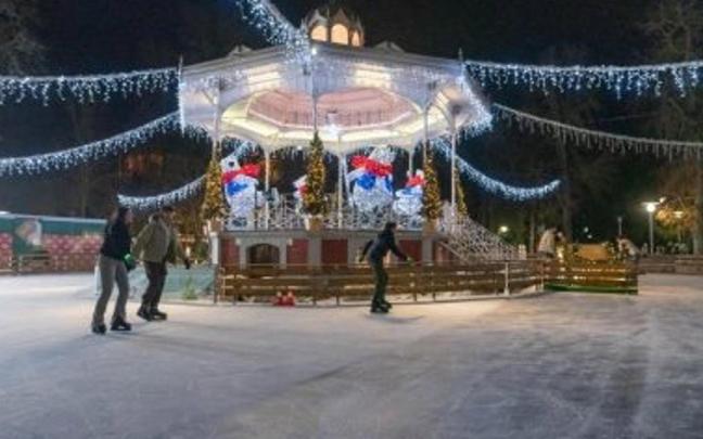 Izotz pista eta txirrista izango dira aurten ere Gabonetan Gasteizko Florida parkean.