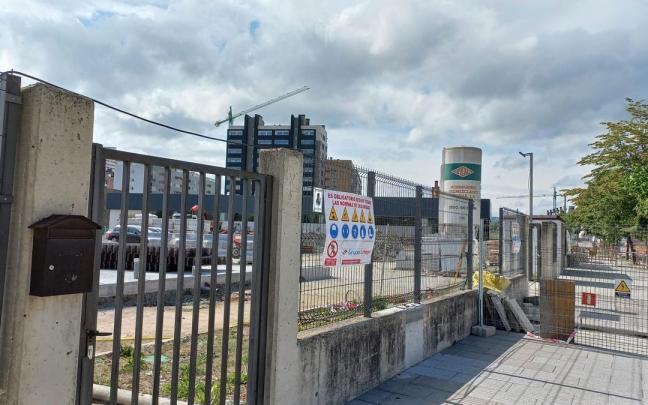 En imágenes: el nuevo centro comercial de Vitoria deja atónitos a los vecinos: "Si ya están poniendo las letras"