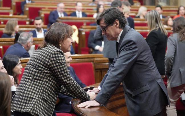 La consellera de Territorio, Silvia Paneque, y el president de la Generalitat, Salvador Illa