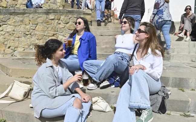 Gaur itzuliko dira udaberriko tenperaturak