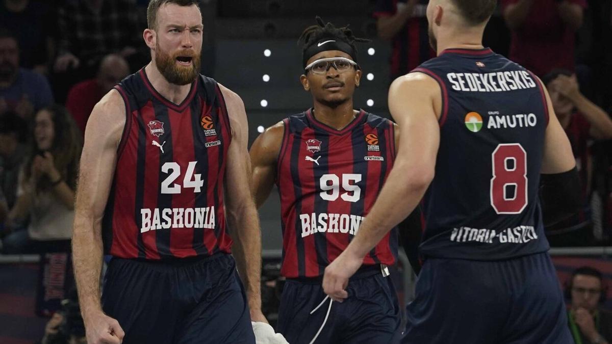 Baskonia se juega esta noche gran parte de su futuro sin Costello ni Sedekerskis