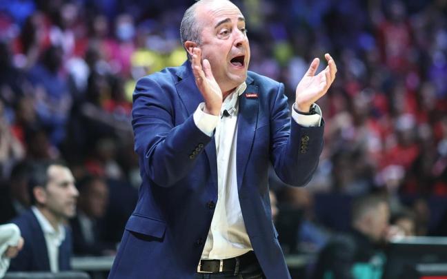 Txus Vidorreta, en un encuentro con el Lenovo Tenerife.