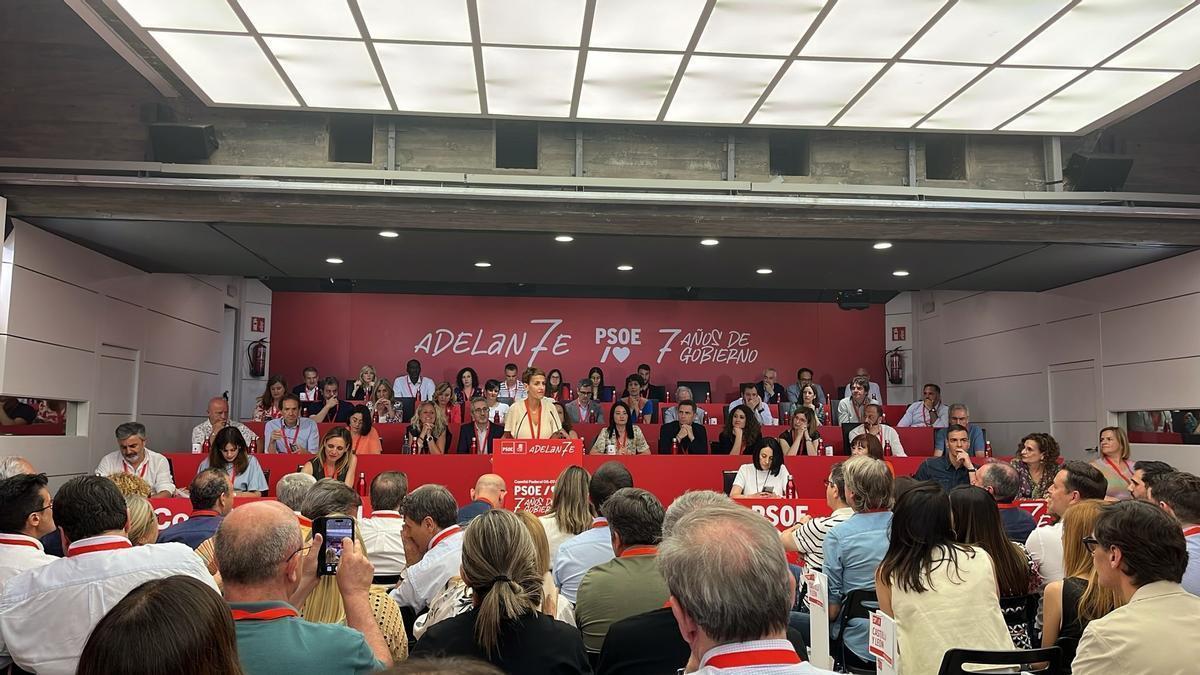 Chivite defiende la "honestidad de la mayoría" de la militancia del PSOE