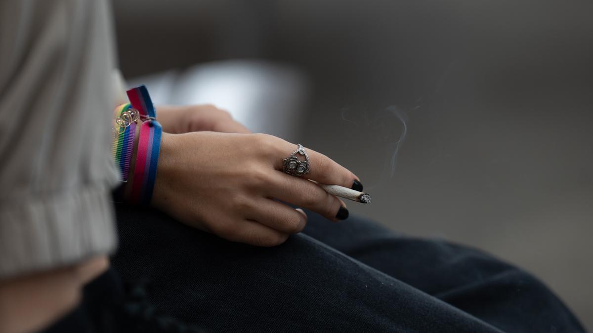 Desde el 2005 se vende menos tabaco en Euskadi, pero preocupa el auge de los cigarrillos electrónicos.