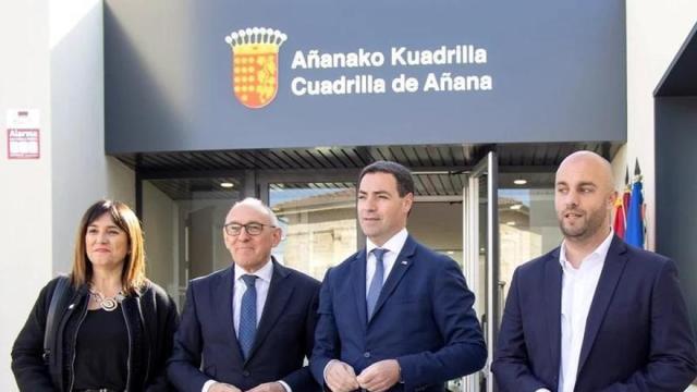 El Lehendakari estuvo en la inauguración de la nueva sede de la Cuadrilla de Añana el pasado día 13