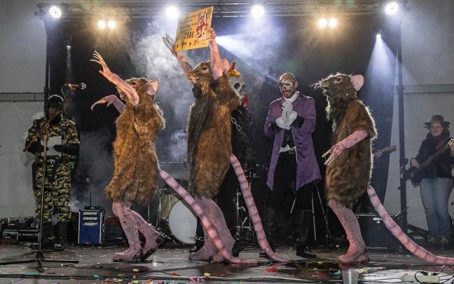 La ratas regresaron a su refugio en el río Ego con los 200 euros del primer premio en la categoría de grupos pequeños.