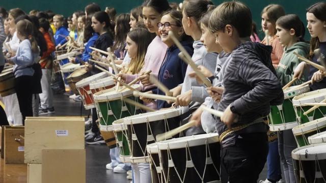 Recta final de los ensayos de la tamborrada infantil de Azkoitia Recta final de los ensayos de la tamborrada infantil de Azkoitia