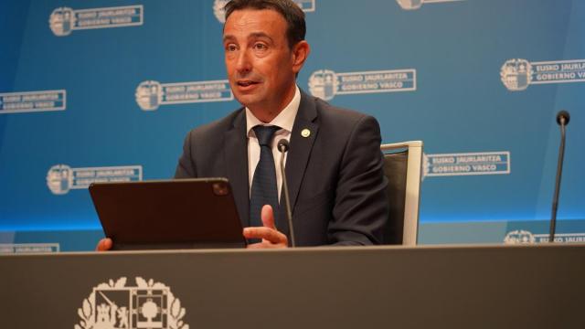 El vicelehendakari y consejero de Economía, Trabajo y Empleo del Gobierno vasco, Mikel Torres.