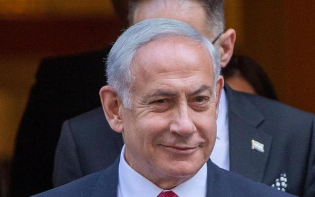 Netanyahu de 73 años ha sido primer ministro de forma alterna durante 15 años. Netanyahu de 73 años ha sido primer ministro de forma alterna durante 15 años.