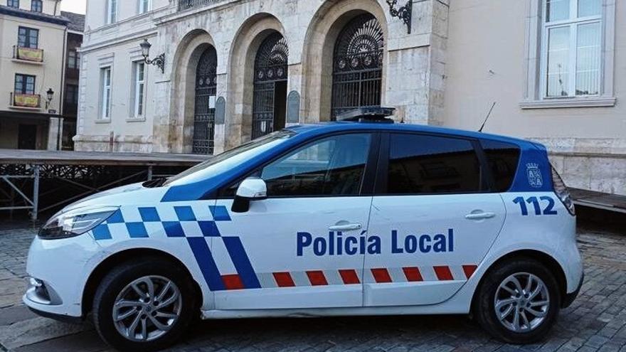 Coche de la Policía Local de Palencia.