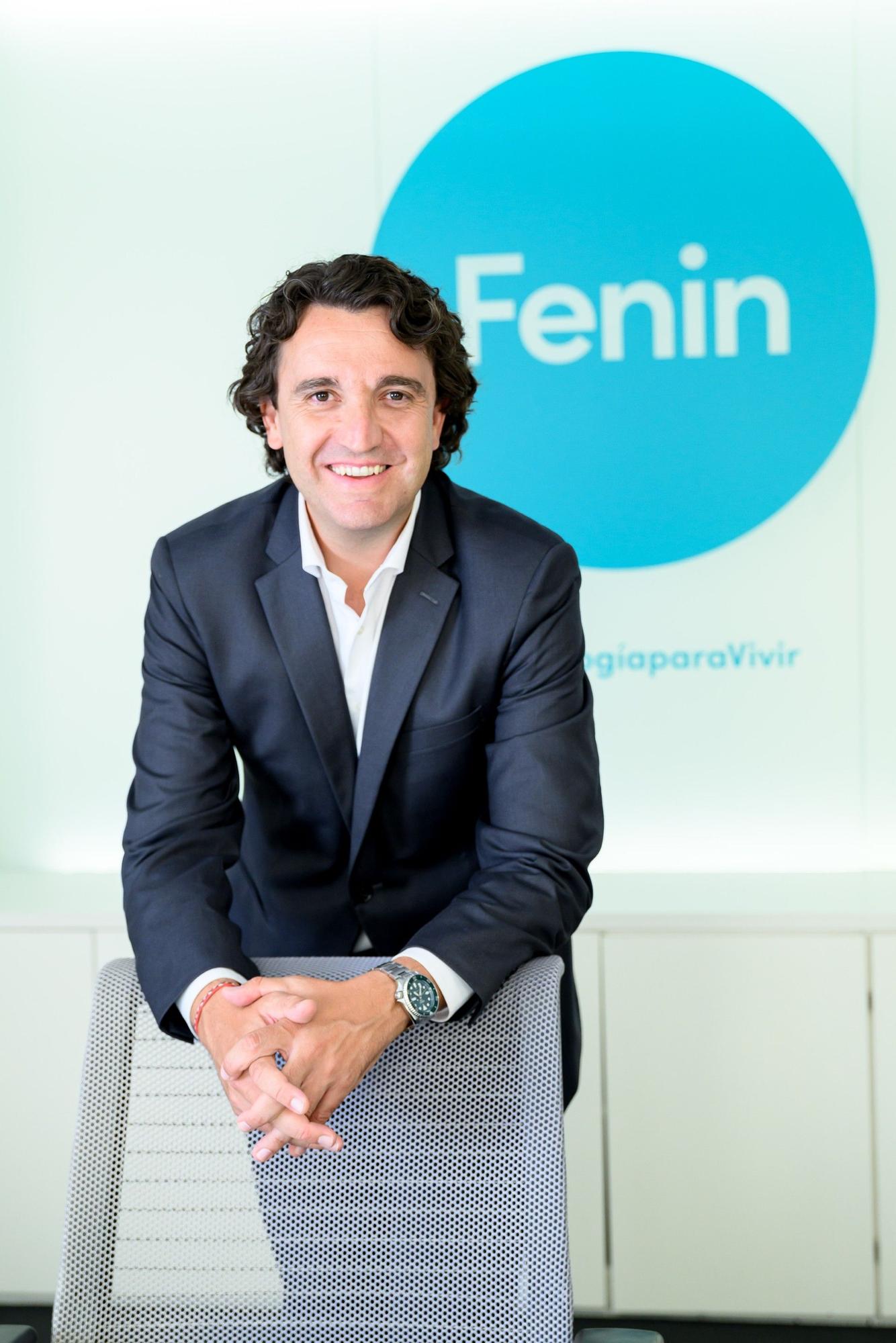 Crespo afirma que la introducción de nuevas tecnologías permitirá reducir las listas de espera.