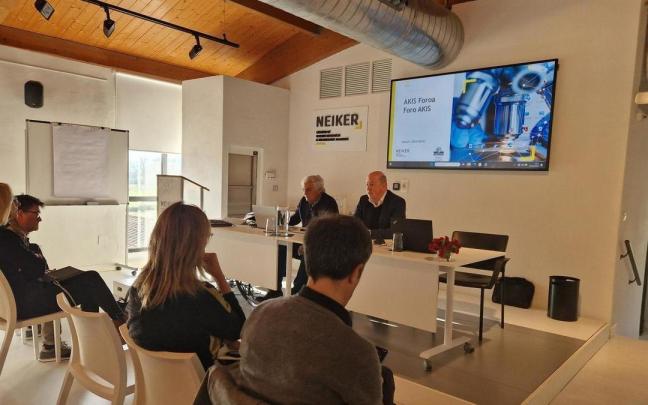 El viceconsejero de Agricultura, Pesca y Política Alimentaria del Gobierno Vasco, Bittor Oroz, durante la presentación de AKIS