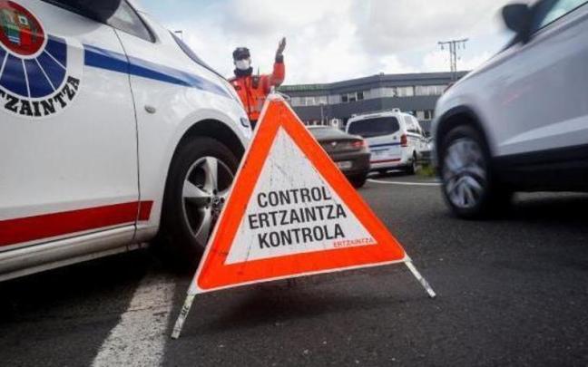 Policías autonómicas y locales refuerzxan la campaña de la DGT.