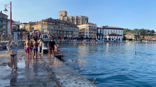 Imagen de archivo de la ría de Zumaia en plenas fiestas locales