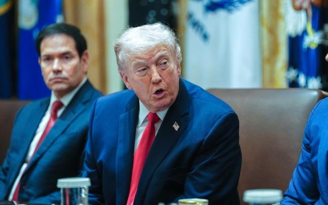 El presidente de EEUU, Donald Trump, durante una reunión de su gabinete.