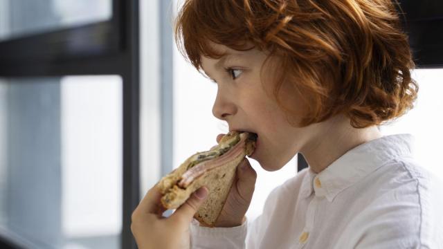 Bocadillos, bollería y galletas suelen ser habituales en las meriendas.