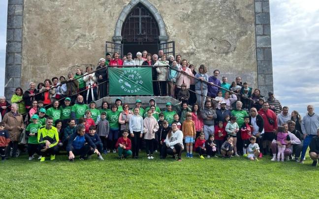 El objetivo es devolverle la vida a Santa Katalina y, al mismo tiempo, recaudar fondos para su rehabilitación. / Musutruk Mundaka El objetivo es devolverle la vida a Santa Katalina y, al mismo tiempo, recaudar fondos para su rehabilitación.