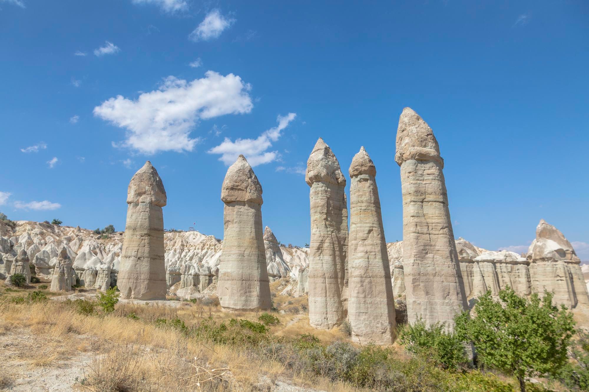 El Valle de las Chimeneas de las hadas es uno de los lugares más singulares de la Capadocia.
