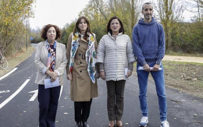 Goikolarra eta Olarizu arteko oinezkoentzako eta bizikletentzako lotura berria ireki dute Gasteizen.