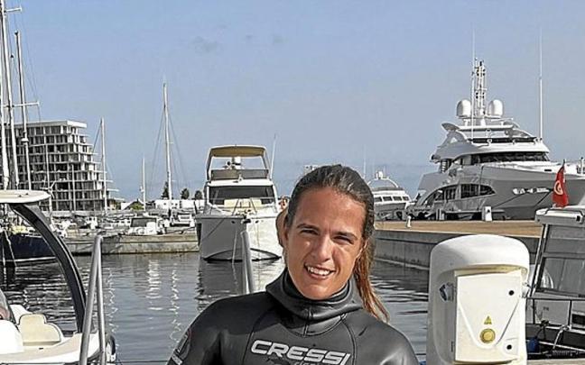 La zornotzarra Yaiza Romero es la actual subcampeona estatal de pesca submarina.