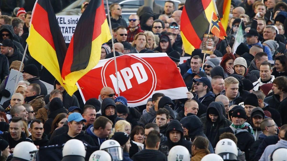 Partidarios del partido neonazi NPD en Alemania